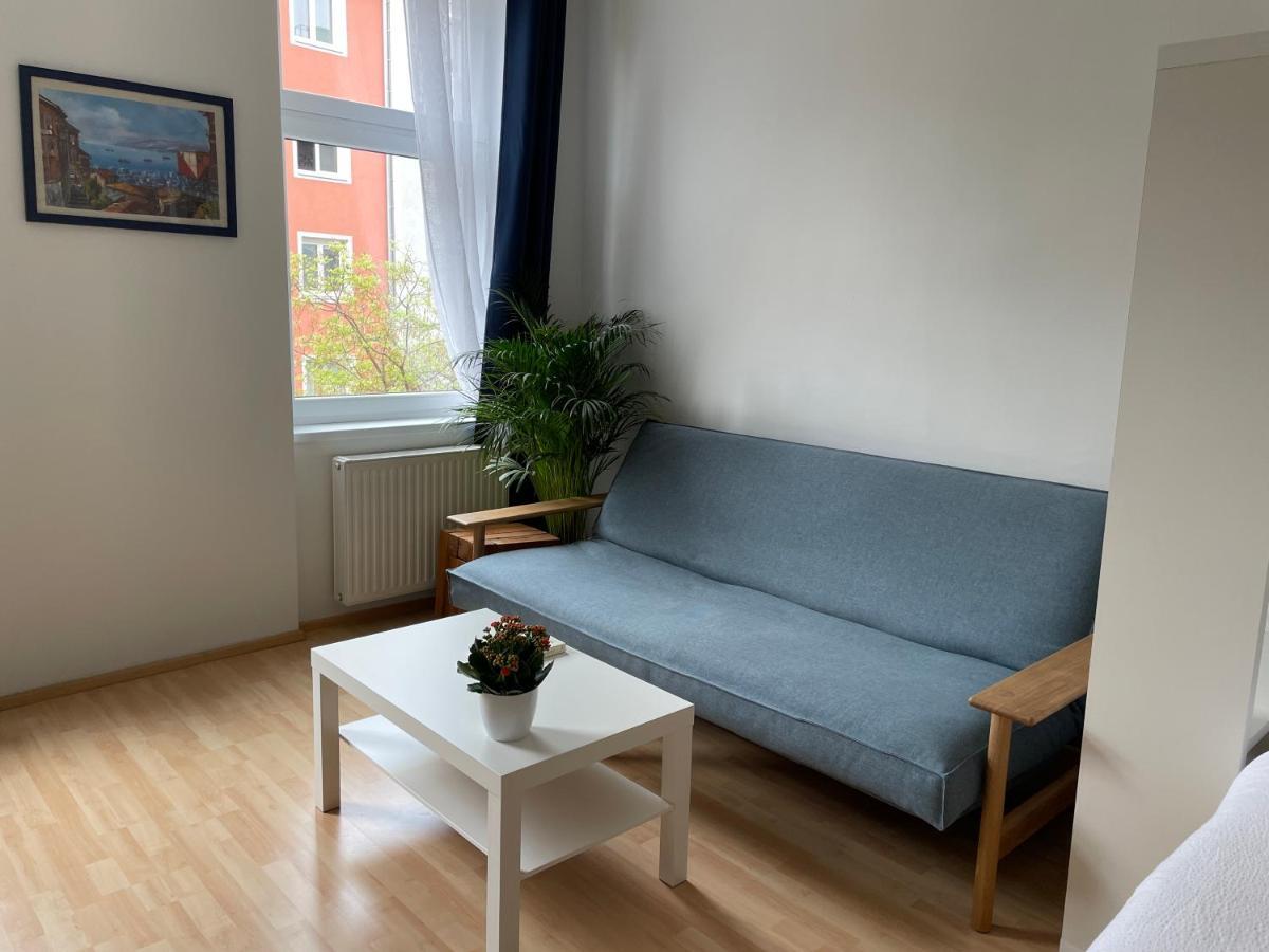 Central Sunny Flat With Free Parking Lejlighed Wien Eksteriør billede